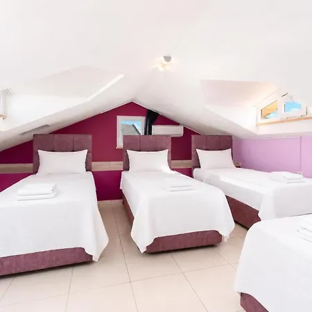 Villa Kaya 1 *
